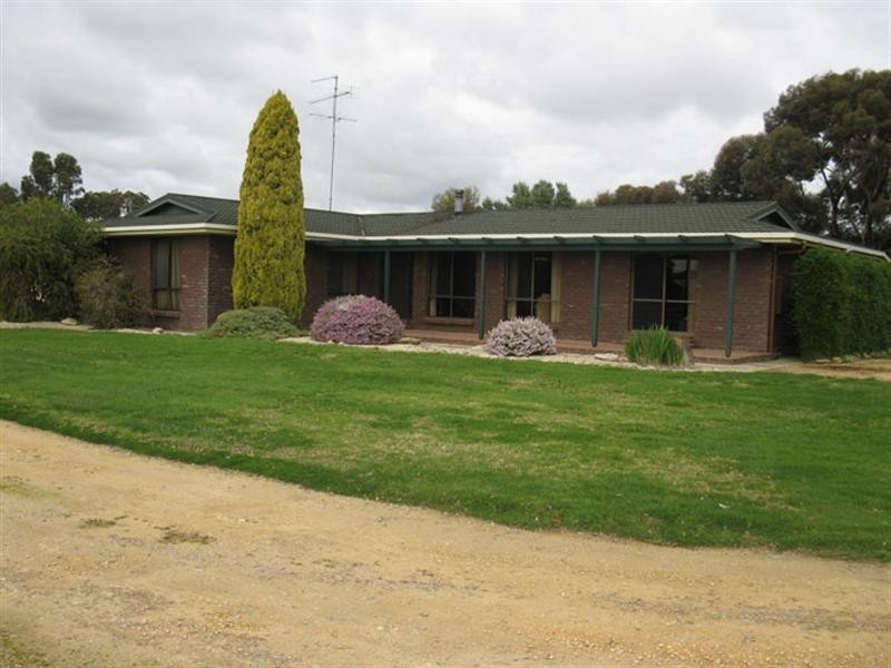 1 Rochow Wrays Road, Laurie Park SA 5271