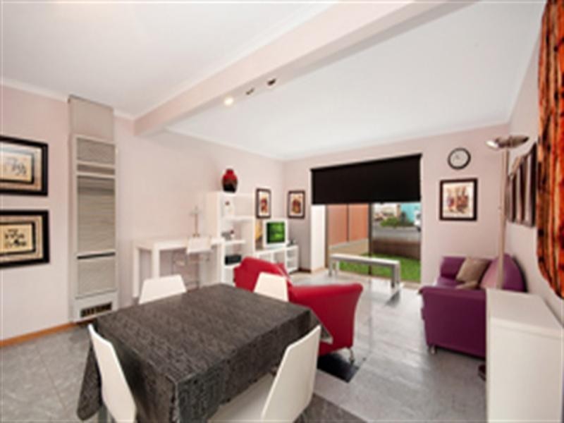 10 Standish Street, Port Macdonnell SA 5291