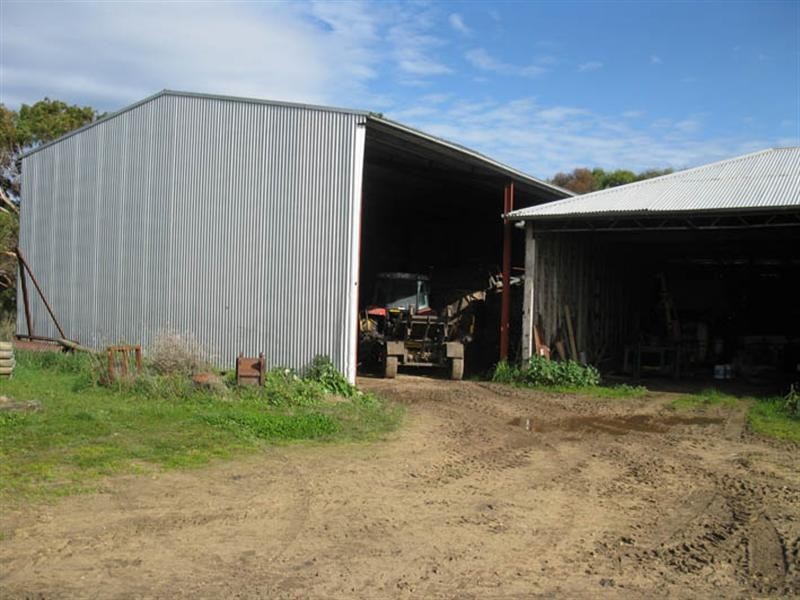 400 Old Mill Road, Tyrendarra VIC 3285