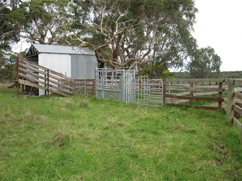 400 Old Mill Road, Tyrendarra VIC 3285