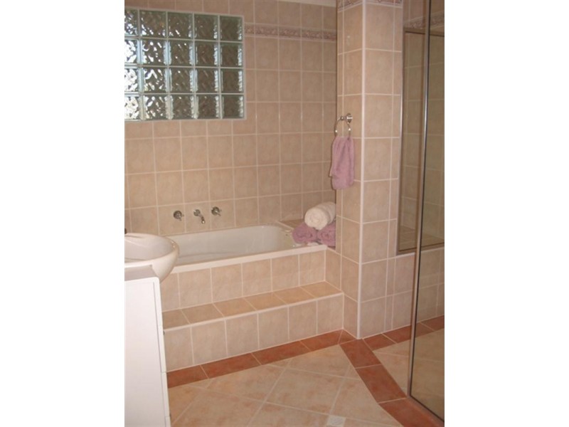 1003/3 Lake Terrace West, Mount Gambier SA 5290