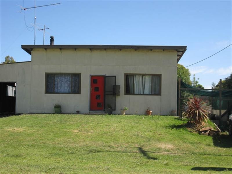 7 Albinia Terrace East, Tarpeena SA 5277