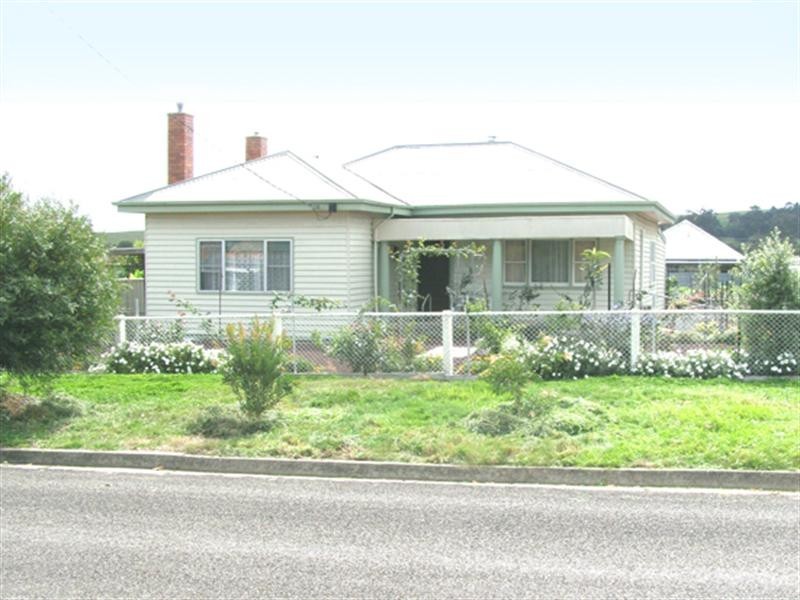 68 McConochie Street, Coleraine VIC 3315