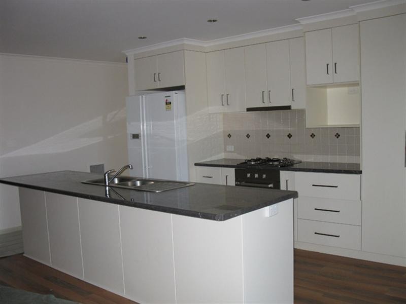 4 Henley Street, Mount Gambier SA 5290