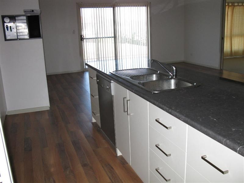 4 Henley Street, Mount Gambier SA 5290