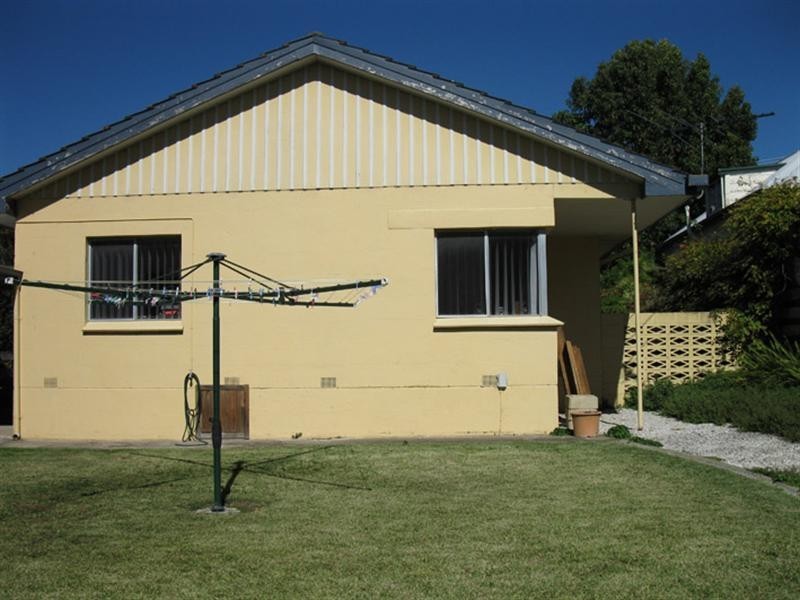 1,7A Lake Terrace East, Mount Gambier SA 5290