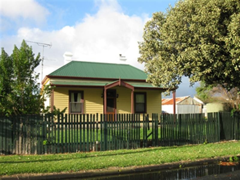 47 Elizabeth Street, Port Macdonnell SA 5291