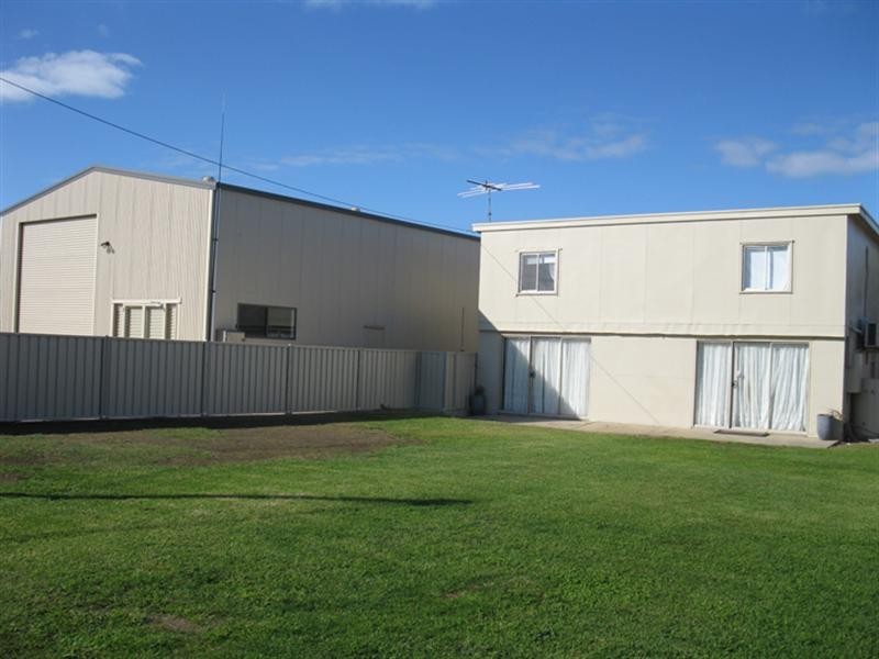 23 Meylin Street, Port Macdonnell SA 5291