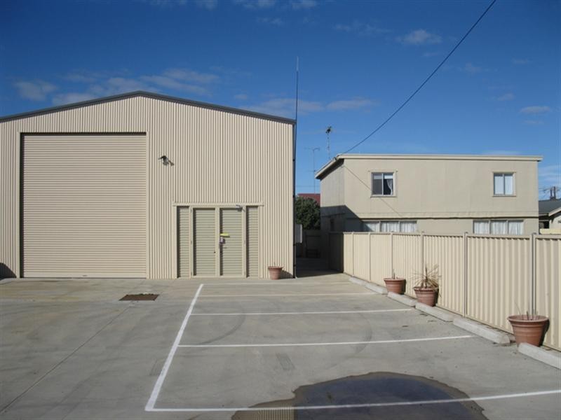 23 Meylin Street, Port Macdonnell SA 5291
