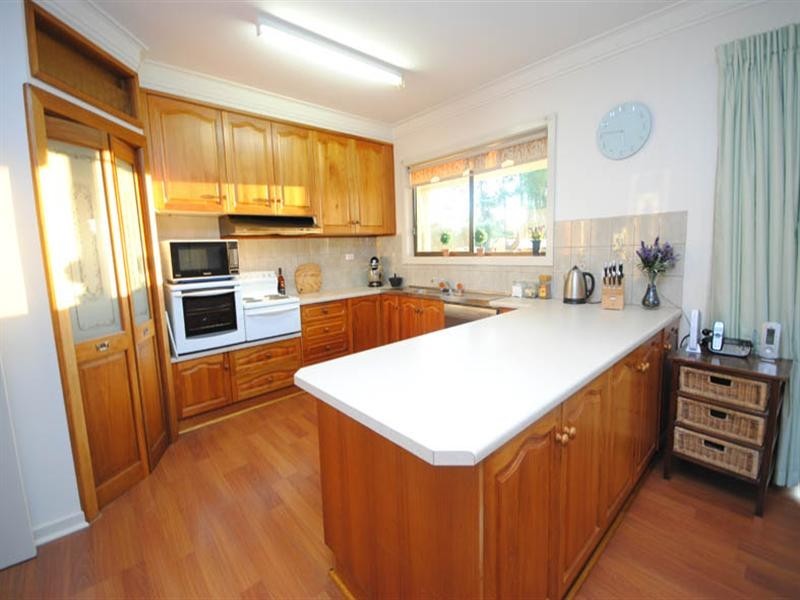 17 Urquhart Street, Dartmoor VIC 3304