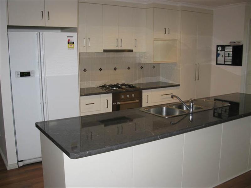 4 Henley Street, Mount Gambier SA 5290