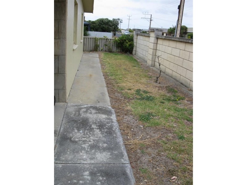 1-3/9 Compton Street, Port Macdonnell SA 5291