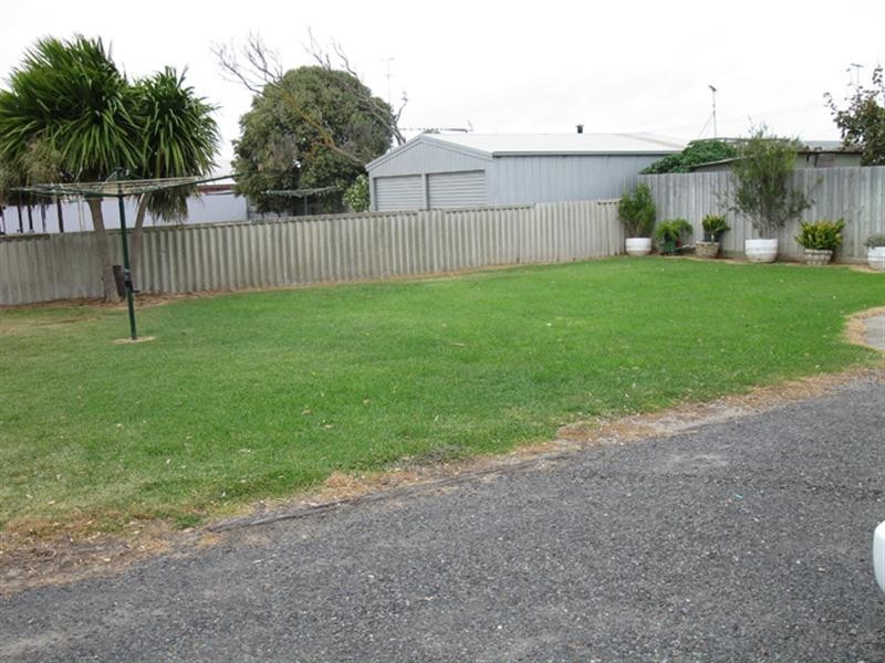 1-3/9 Compton Street, Port Macdonnell SA 5291