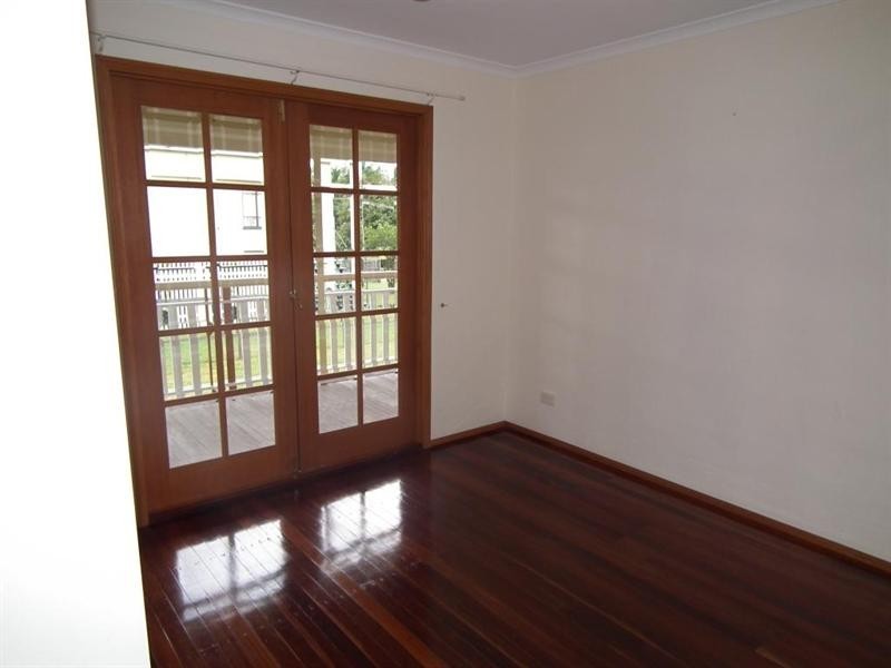 17 Cran Street, Tinana QLD 4650