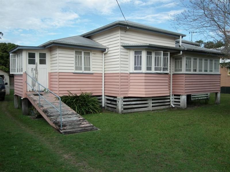 155 Tooley Street, Maryborough QLD 4650