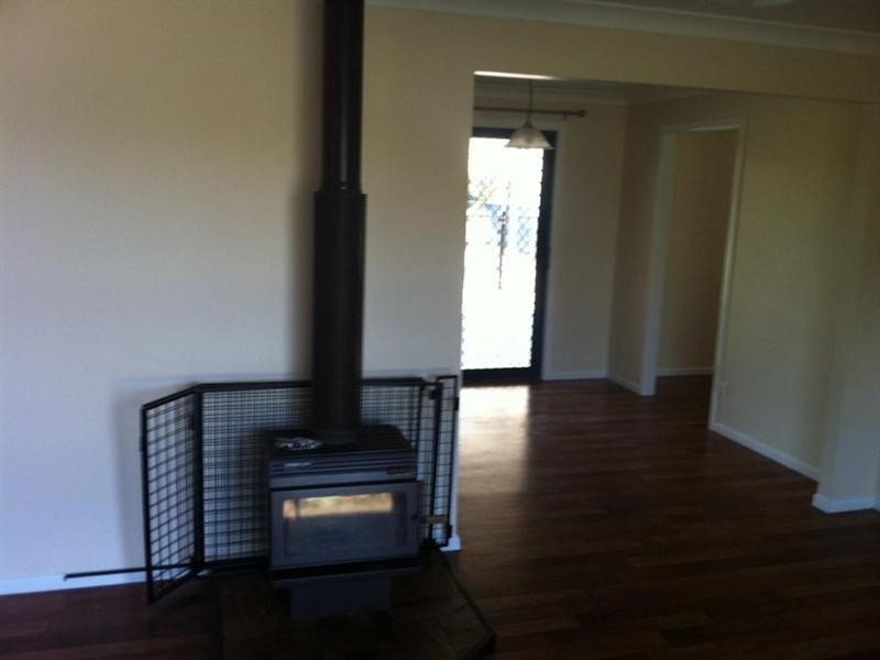 46 Loretto Drive, Oakhurst QLD 4650