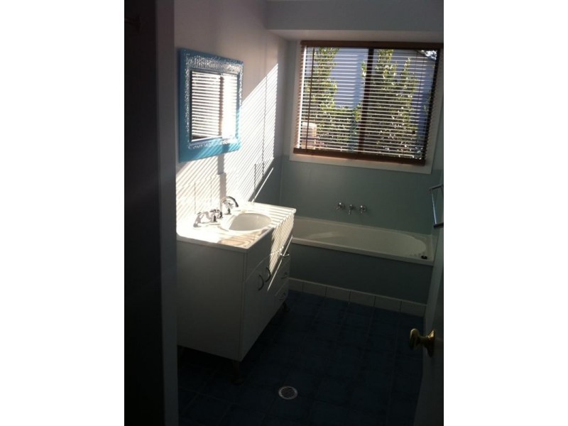 46 Loretto Drive, Oakhurst QLD 4650