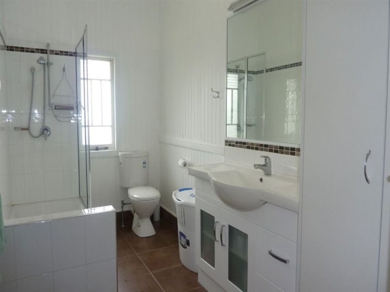 124 Woodstock Street, Maryborough QLD 4650