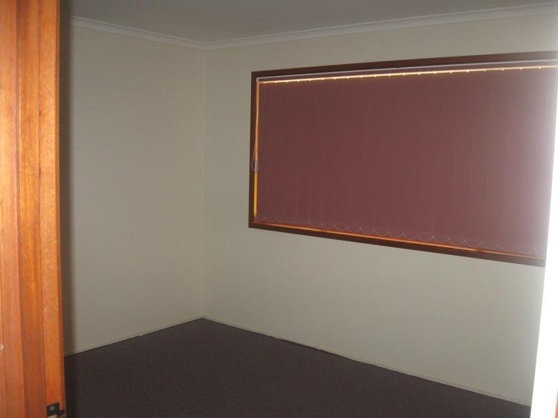 42 Sorrensen Street, Tinana QLD 4650