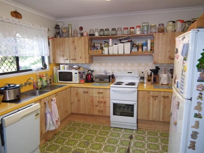 92 Arnaud Street, Granville QLD 4650