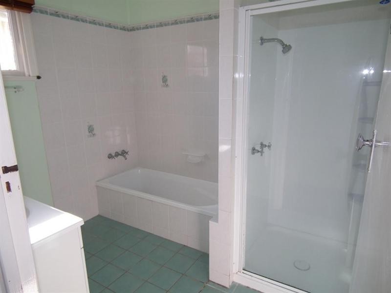 6 Wynne Parade, Maryborough QLD 4650