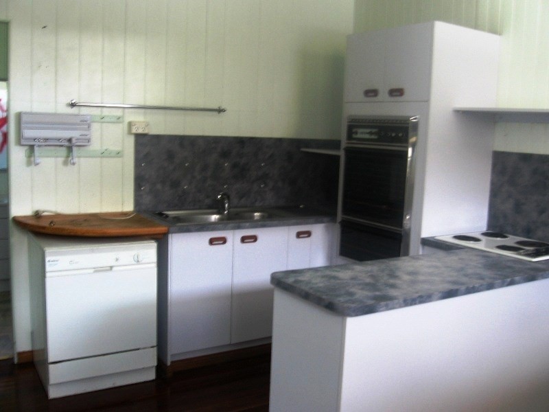 10 Eva Street, Maryborough QLD 4650