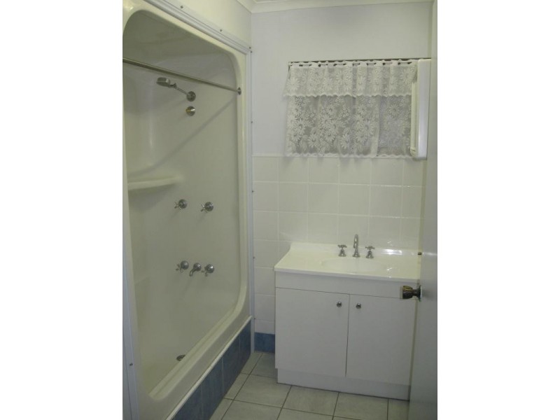 2 Woodville Street, Maryborough West QLD 4650