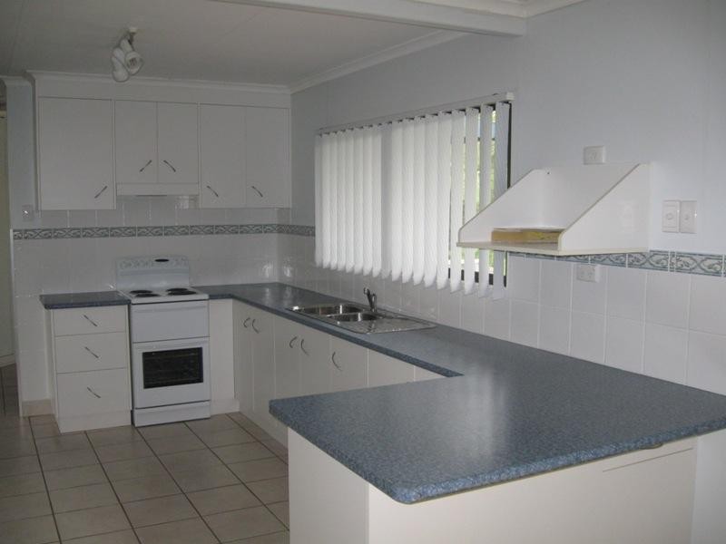 2 Woodville Street, Maryborough West QLD 4650