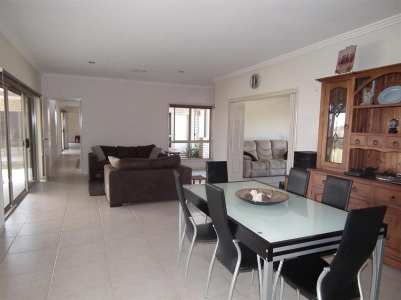 95 Charles Bruce Drive, Oakhurst QLD 4650