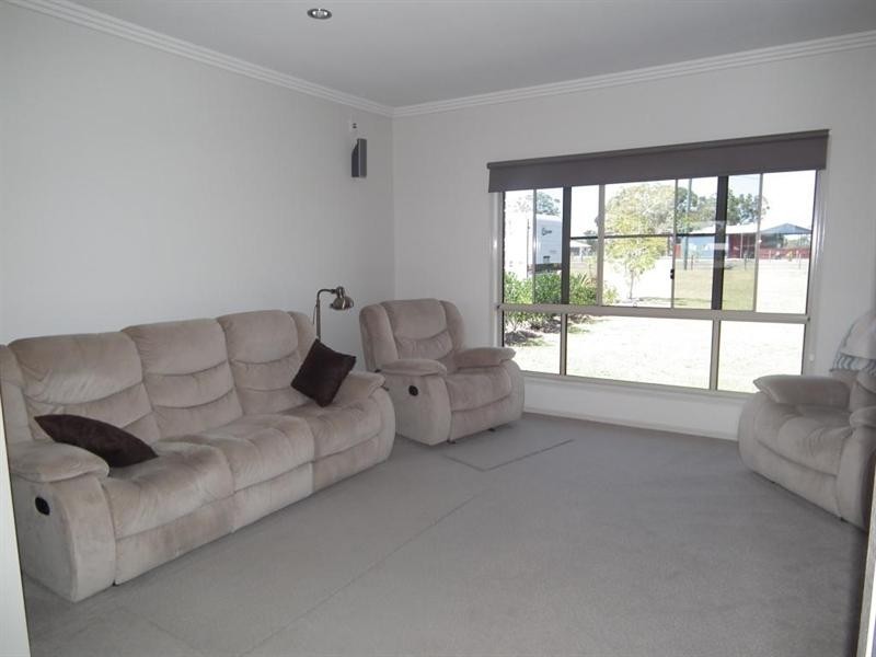 95 Charles Bruce Drive, Oakhurst QLD 4650