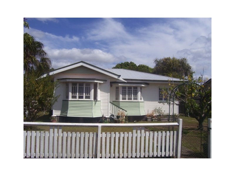 8 Muriel Street, Maryborough QLD 4650