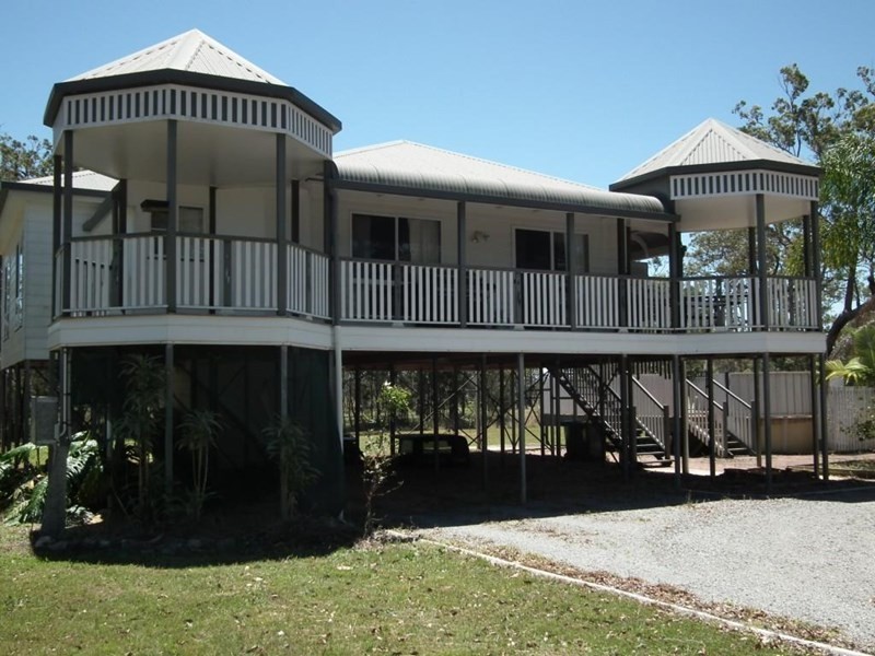 77 Woocoo Drive, Oakhurst QLD 4650