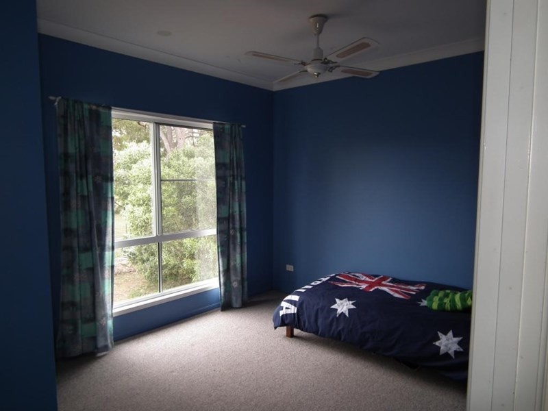 77 Woocoo Drive, Oakhurst QLD 4650