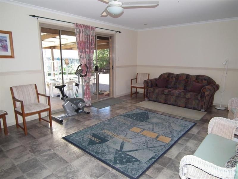 13 Kurrajong Way, Tinana QLD 4650