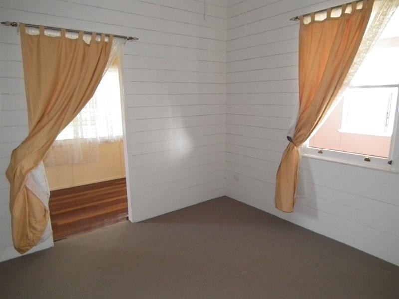 229 Tooley Street, Maryborough QLD 4650