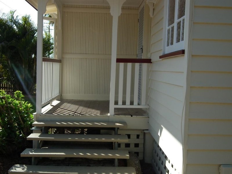 27 Victory Street, Maryborough QLD 4650