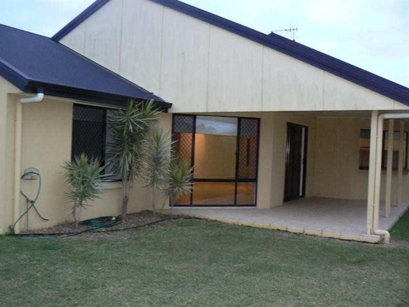 10 Guilmartins Way, Tinana QLD 4650