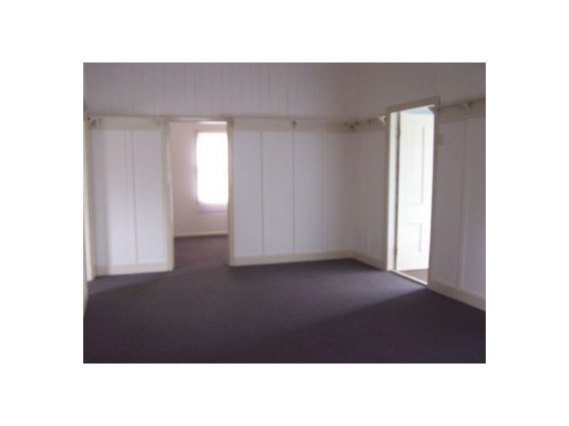 319 Albert Street, Maryborough QLD 4650