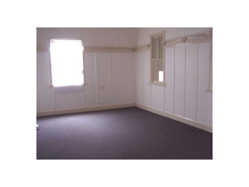 319 Albert Street, Maryborough QLD 4650