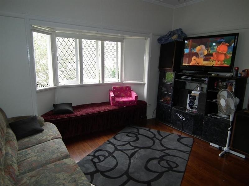 12 Alvie Street, Maryborough QLD 4650