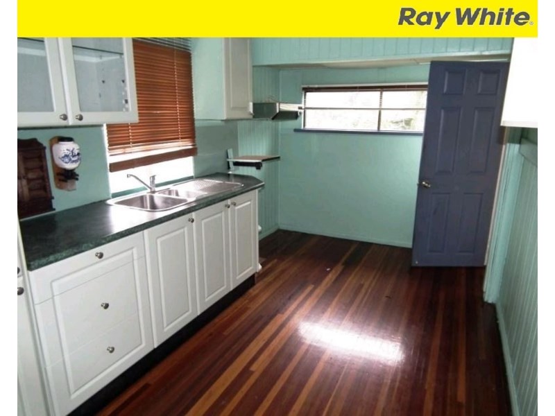 33 Ferry Lane, Maryborough QLD 4650