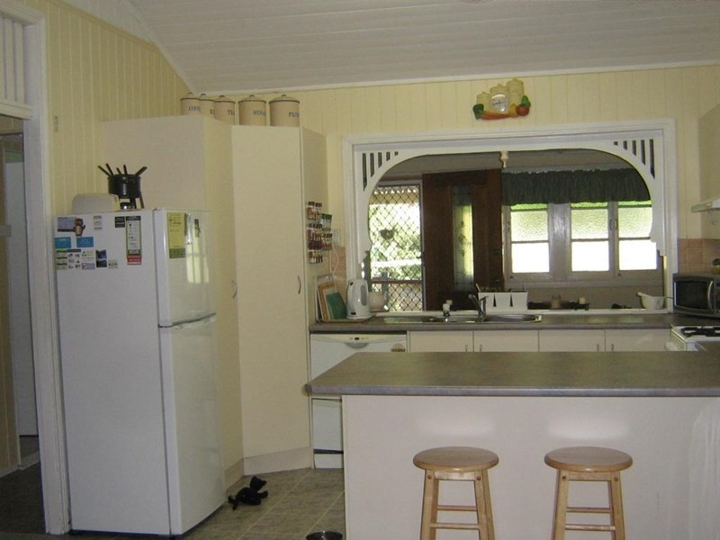 66 Mayne Street, Tiaro QLD 4650