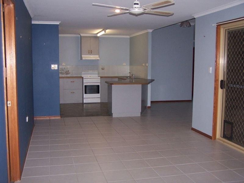 162 Mungar Road, Oakhurst QLD 4650