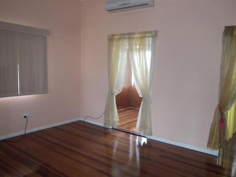 4 Nuneaton Street, Maryborough QLD 4650