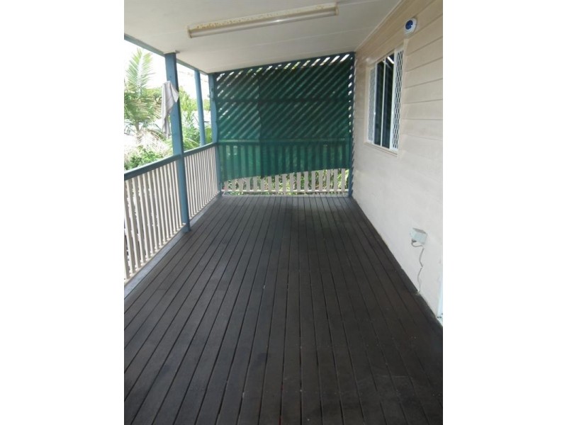 4 Nuneaton Street, Maryborough QLD 4650