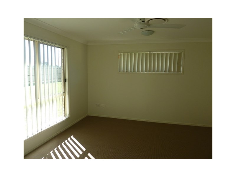 6 Cheyne Circuit, Tinana QLD 4650