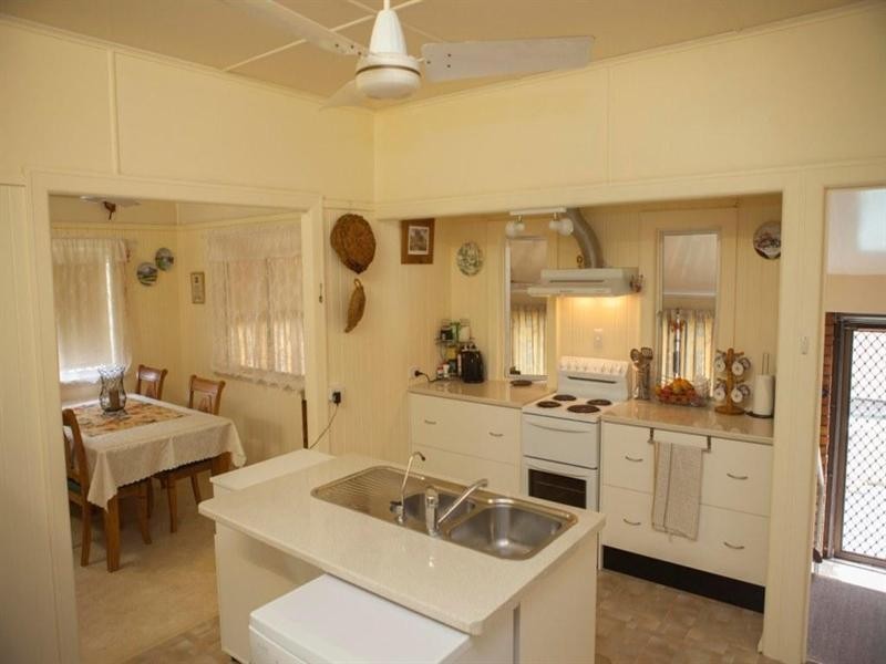 19 Reed Avenue, Maryborough QLD 4650