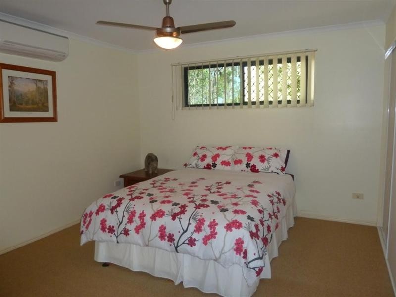 192 Woocoo Drive, Oakhurst QLD 4650