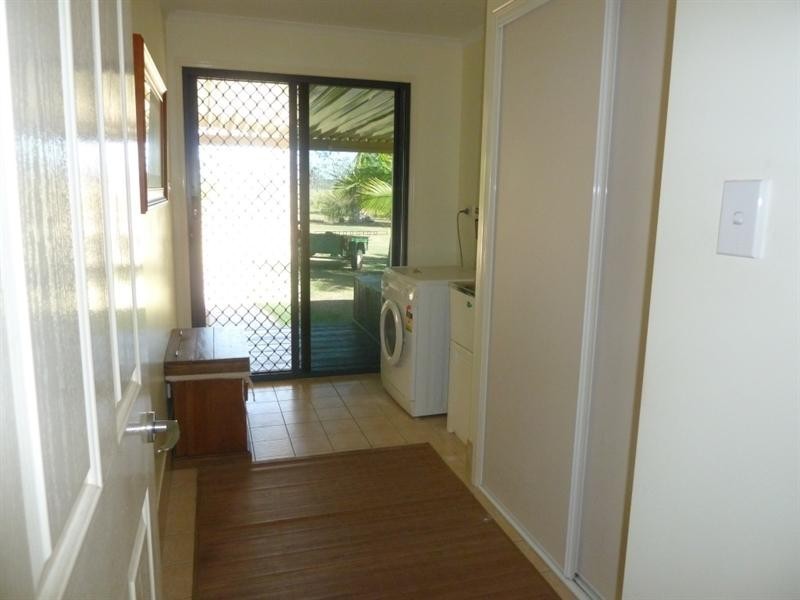 192 Woocoo Drive, Oakhurst QLD 4650