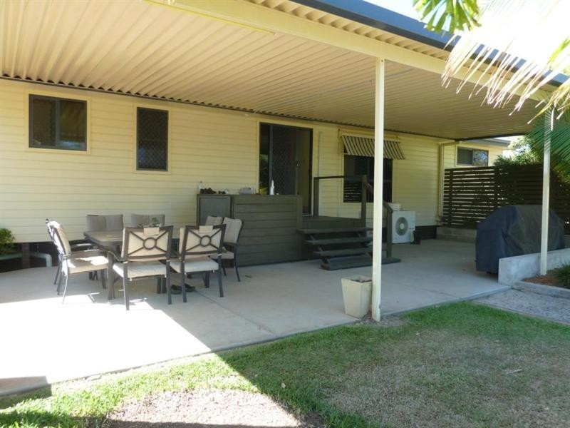 192 Woocoo Drive, Oakhurst QLD 4650